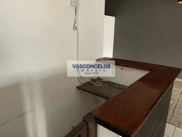 Prédio com 170m² 3 quartos e 1 banheiro, para alugar, no bairro Vila Ema em São José Dos Campos