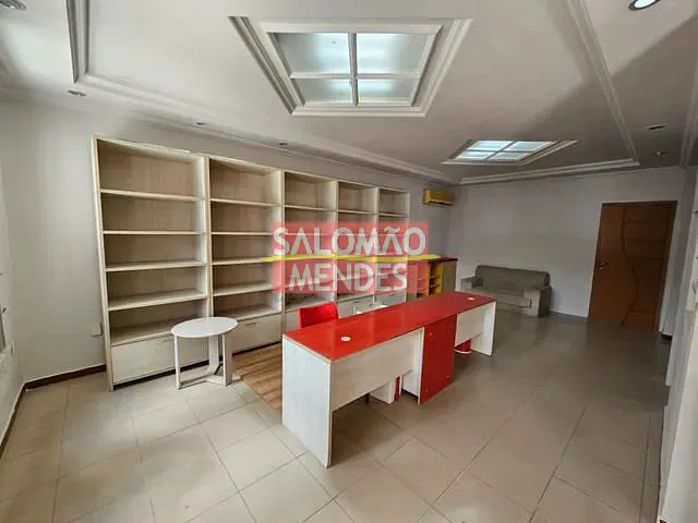 Prédio para alugar, no bairro Batista Campos em Belém