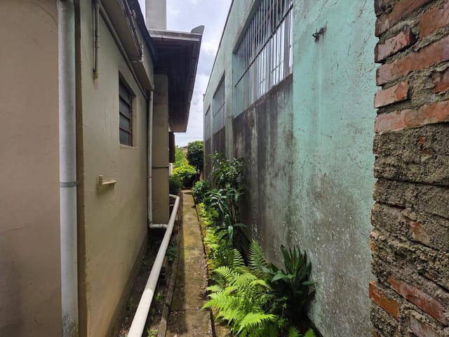 Prédio à venda, no bairro Sagrada Família em Caxias do Sul