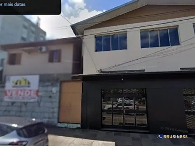 Prédio à venda, no bairro Sagrada Família em Caxias do Sul