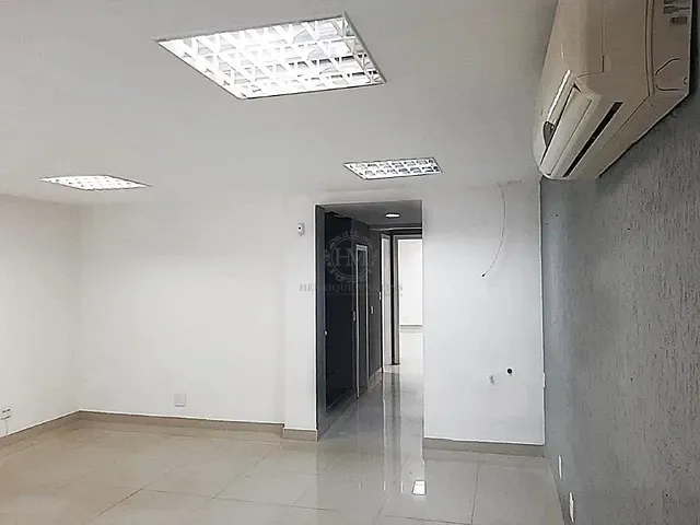 Prédio à venda ou para alugar, no bairro Laranjeiras em Rio de Janeiro