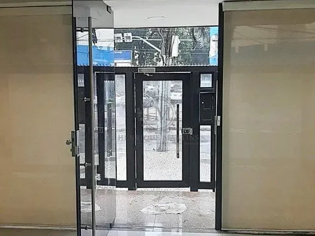 Prédio à venda ou para alugar, no bairro Laranjeiras em Rio de Janeiro