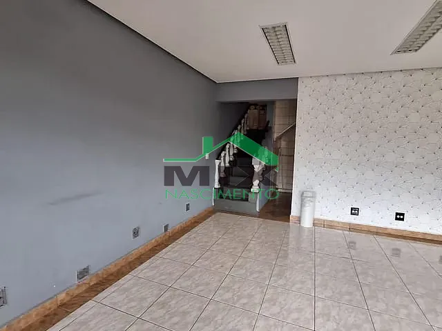 Prédio com 110m², para alugar, no bairro Taboão em São Bernardo do Campo