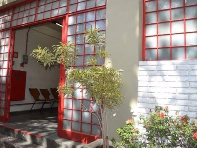 Prédio com 1120m², à venda, no bairro Cambuci em São Paulo