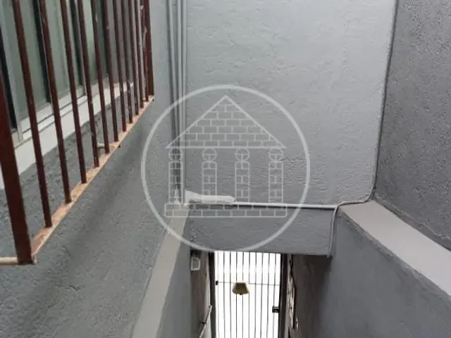 Prédio com 250m², à venda, no bairro Parque Brasil em São Paulo