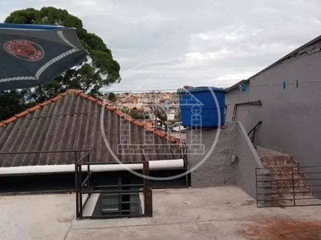 Prédio com 250m², à venda, no bairro Parque Brasil em São Paulo