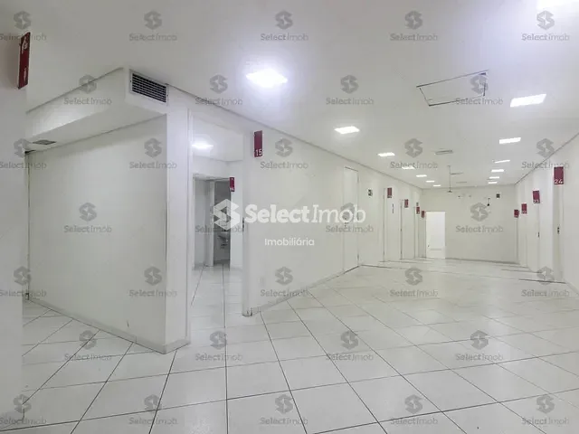 Prédio com 574m², para alugar, no bairro Vila Bocaina em Mauá