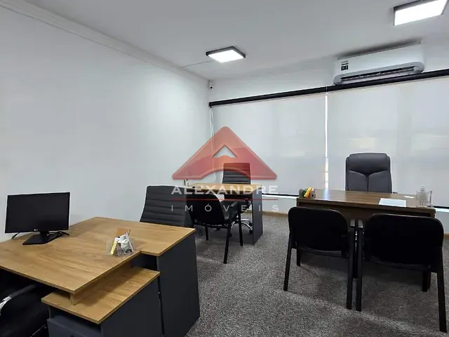 Sala à venda, no bairro Centro em São José dos Campos