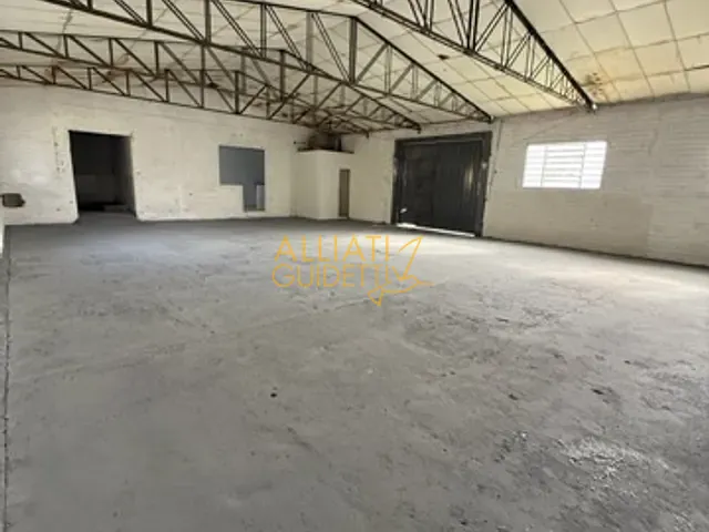 Prédio para alugar, no bairro Santa Fé em Sapiranga