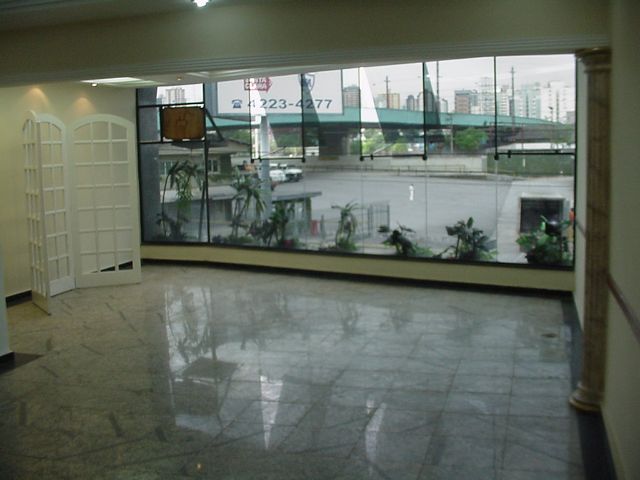 Prédio com 600m², para alugar, no bairro Fundação em São Caetano do Sul
