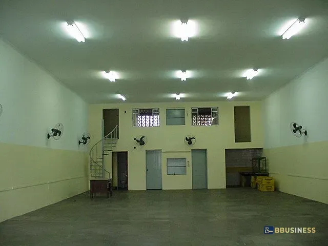 Prédio com 600m², para alugar, no bairro Fundação em São Caetano do Sul