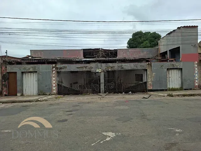 Prédio com 525m², à venda, no bairro Jardim Panorama em Ipatinga
