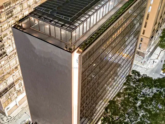 Prédio à venda ou para alugar, no bairro Centro em Rio de Janeiro