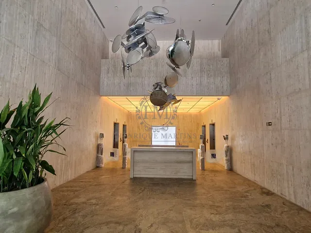 Prédio à venda ou para alugar, no bairro Centro em Rio de Janeiro