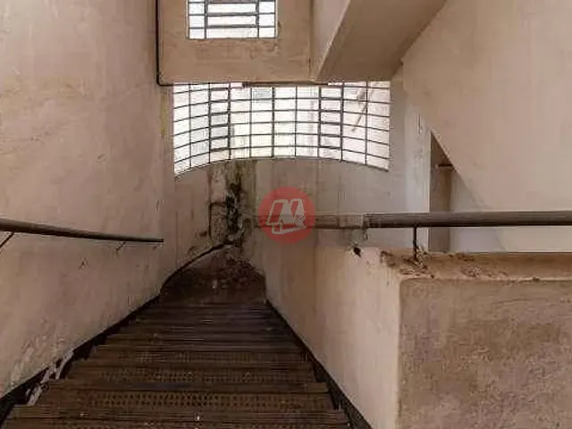 Prédio com 3770m², à venda ou para alugar, no bairro São Geraldo em Porto Alegre