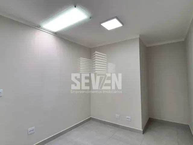 Prédio com 968m², para alugar, no bairro Jardim Aeroporto em Bauru