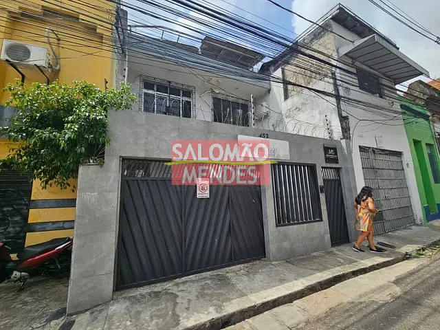 Prédio à venda, no bairro Campina em Belém