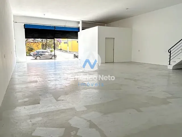 Prédio com 435m², para alugar, no bairro Parque da Vila Prudente em São Paulo