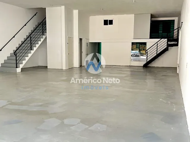 Prédio com 435m², para alugar, no bairro Parque da Vila Prudente em São Paulo