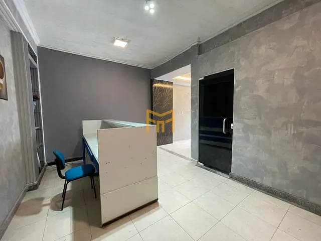 Prédio à venda ou para alugar, no bairro Umarizal em Belém