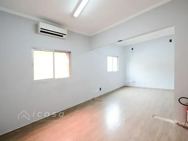 Prédio com 197m², à venda, no bairro Jardim Satélite em São José dos Campos
