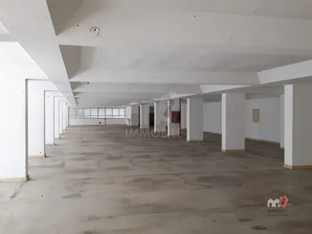Prédio à venda, no bairro Centro em Petrópolis