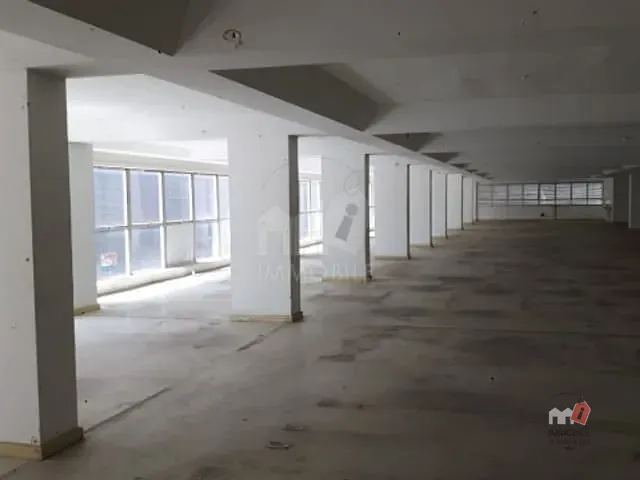 Prédio à venda, no bairro Centro em Petrópolis
