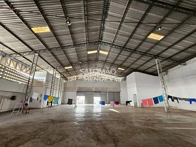 Prédio para alugar, no bairro Castanheira em Belém
