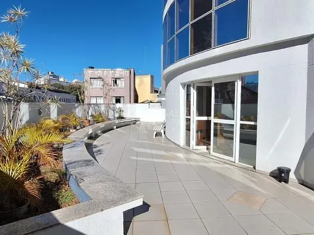 Prédio com 21m², à venda, no bairro Centro em Curitiba