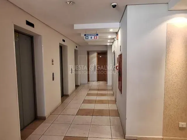 Prédio com 21m², à venda, no bairro Centro em Curitiba