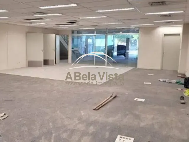 Prédio para alugar, no bairro Vila Yara em Osasco