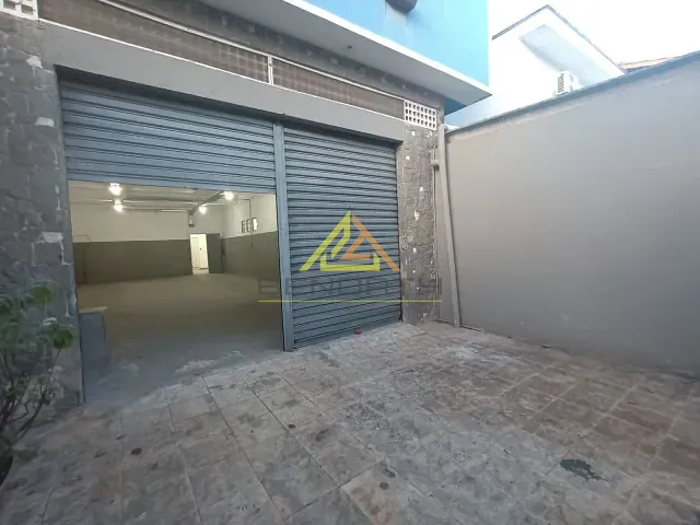 Prédio com 561m² 6 quartos e 6 banheiros, à venda, no bairro Carandiru em São Paulo