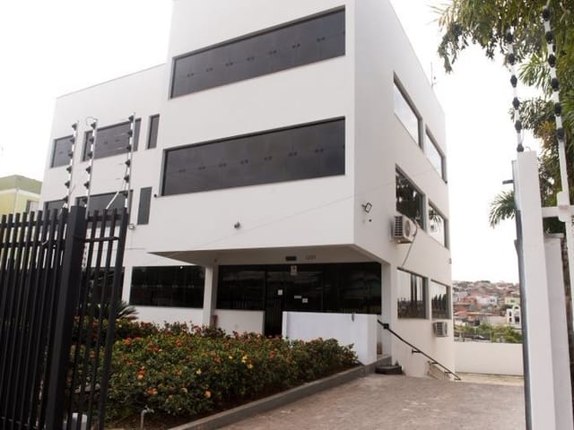 Foto do Prédio - Ótimo Prédio Comercial com 4 pavimentos para locação, Jardim do Lago, Campinas, SP | Hermes Imóveis