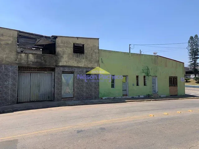 Prédio com 319m², à venda, no bairro centro em Capivari