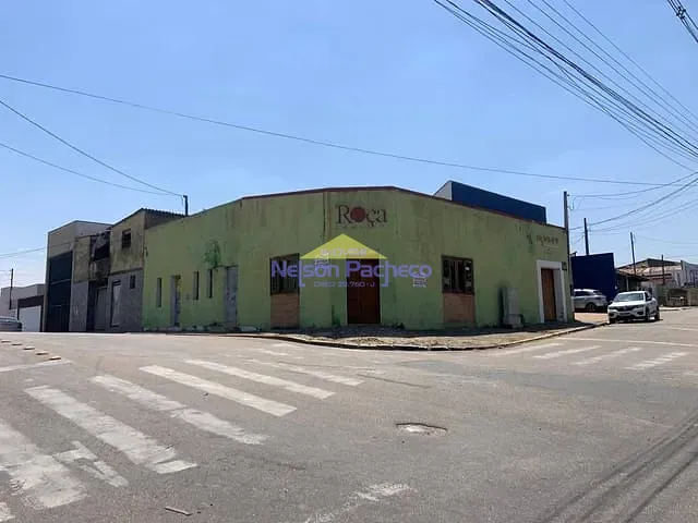 Prédio com 319m², à venda, no bairro centro em Capivari