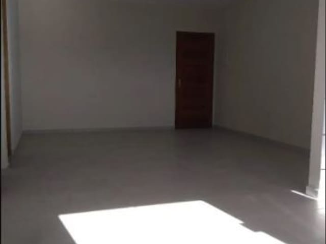 Prédio com 840m², à venda, no bairro Vila Zat em São Paulo