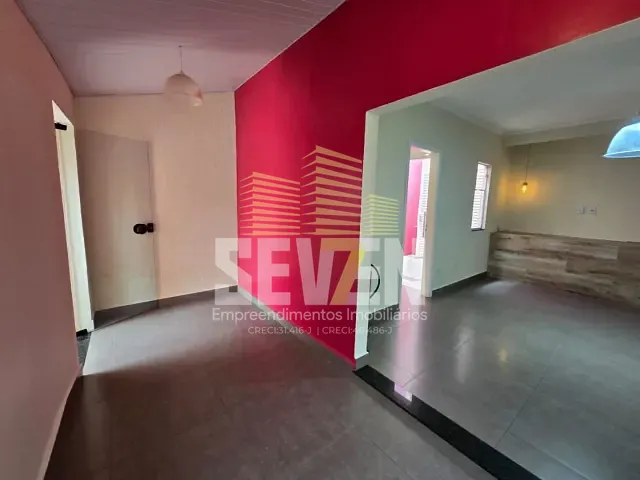 Prédio com 235m², para alugar, no bairro Centro em Bauru