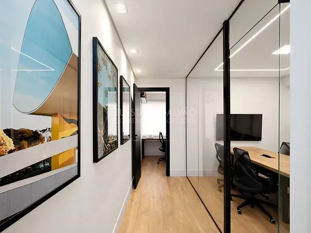 Prédio com 64m², à venda, no bairro Centro em Curitiba