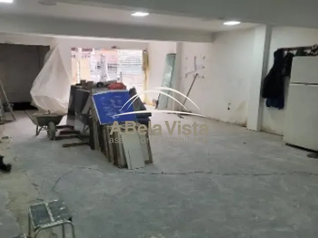 Prédio com 600m², para alugar, no bairro Vila Osasco em Osasco