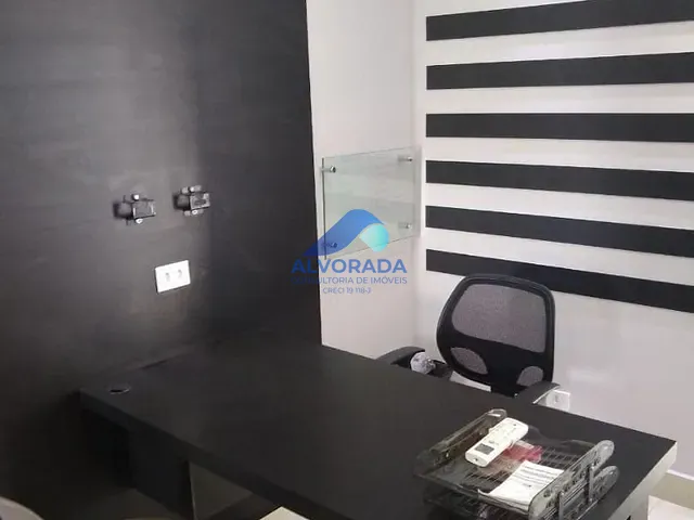 Prédio à venda, no bairro Villa Branca em Jacareí