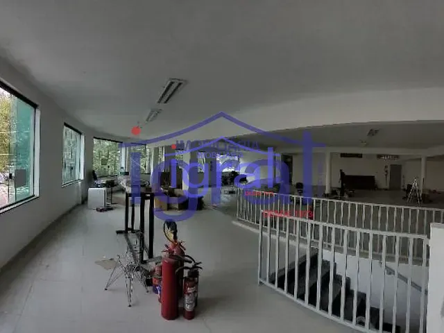 Prédio à venda, no bairro Vila Guarani (Z Sul) em São Paulo