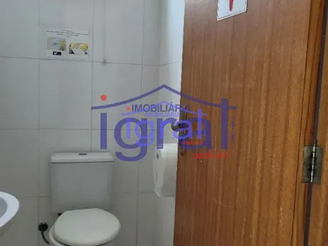 Prédio à venda, no bairro Vila Guarani (Z Sul) em São Paulo