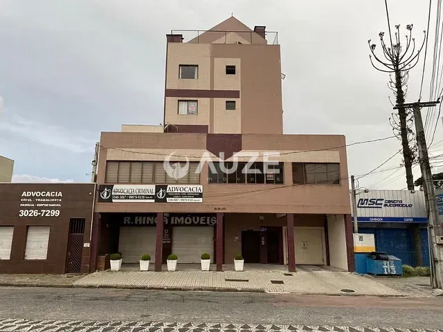 Prédio com 89m², à venda, no bairro Capão Raso em Curitiba