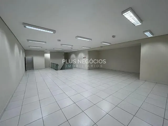 Prédio com 1200m², à venda ou para alugar, no bairro Wanel Ville em Sorocaba