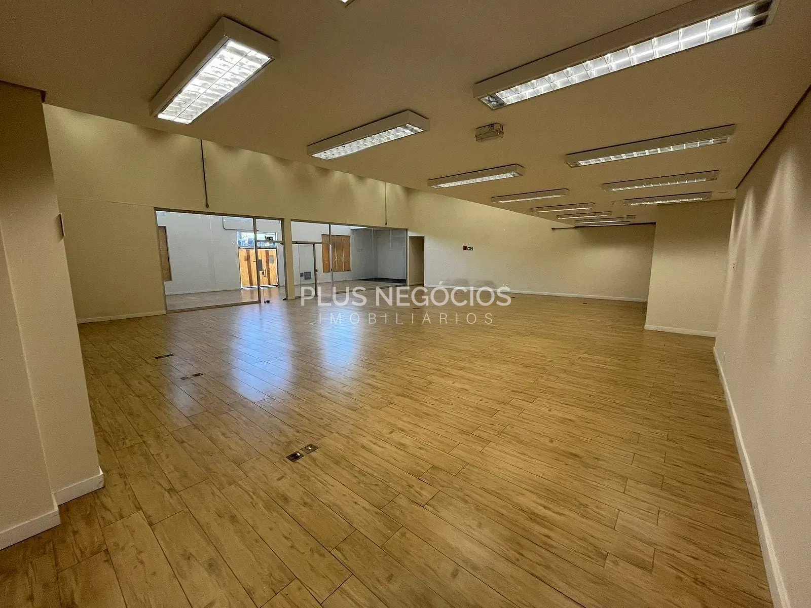Prédio Inteiro, 900 m² - Foto 2