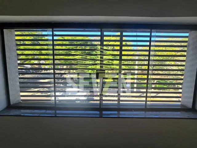 Prédio com 260m², à venda ou para alugar, no bairro Vila Noemy em Bauru