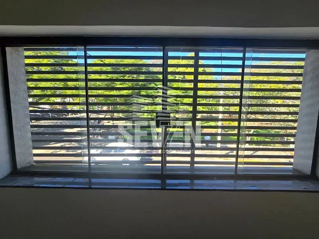 Prédio com 260m², à venda ou para alugar, no bairro Vila Noemy em Bauru