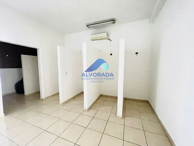 Prédio com 180m², à venda ou para alugar, no bairro Centro em São José dos Campos
