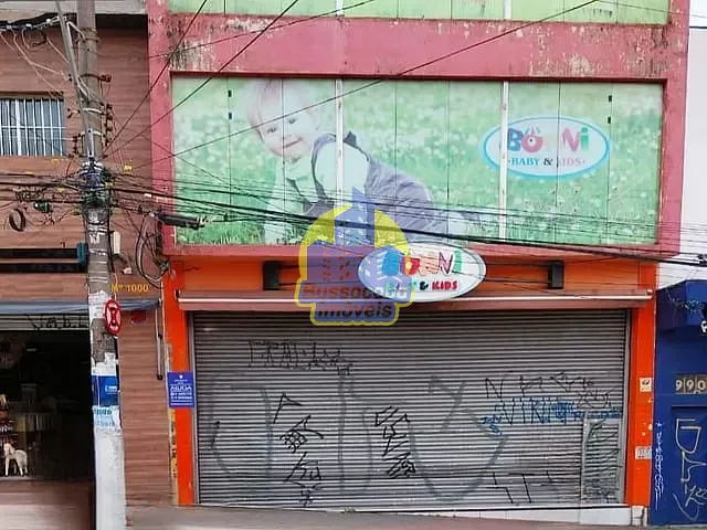 Prédio com 186m², à venda ou para alugar, no bairro Centro em Carapicuíba