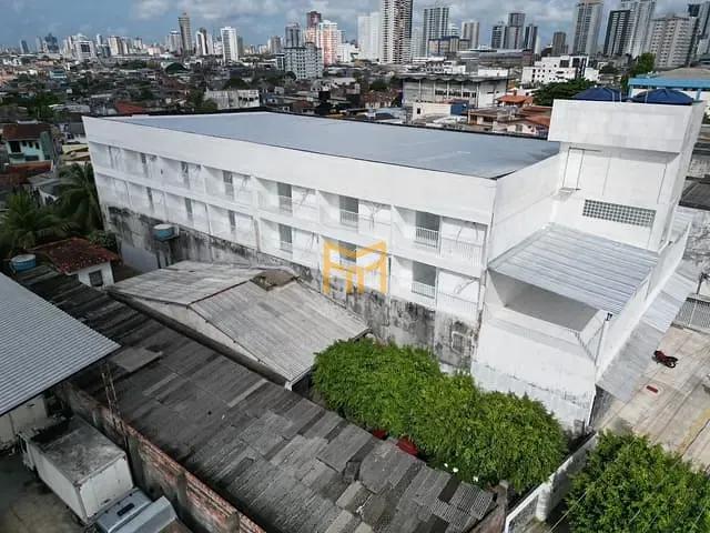 Prédio à venda, no bairro Marco em Belém